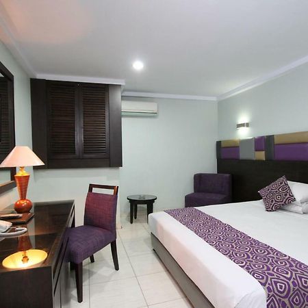 Hotel Alma Jakarta Exteriör bild