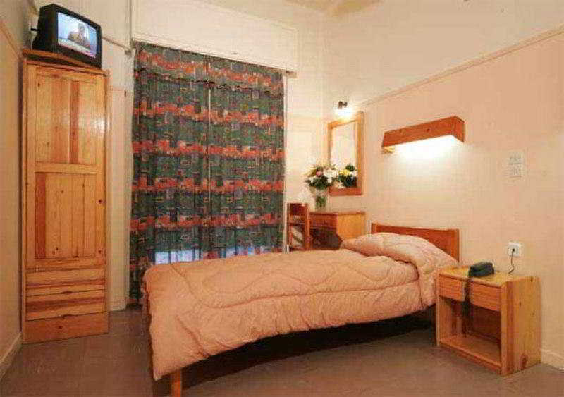 Hotel Alma Jakarta Exteriör bild