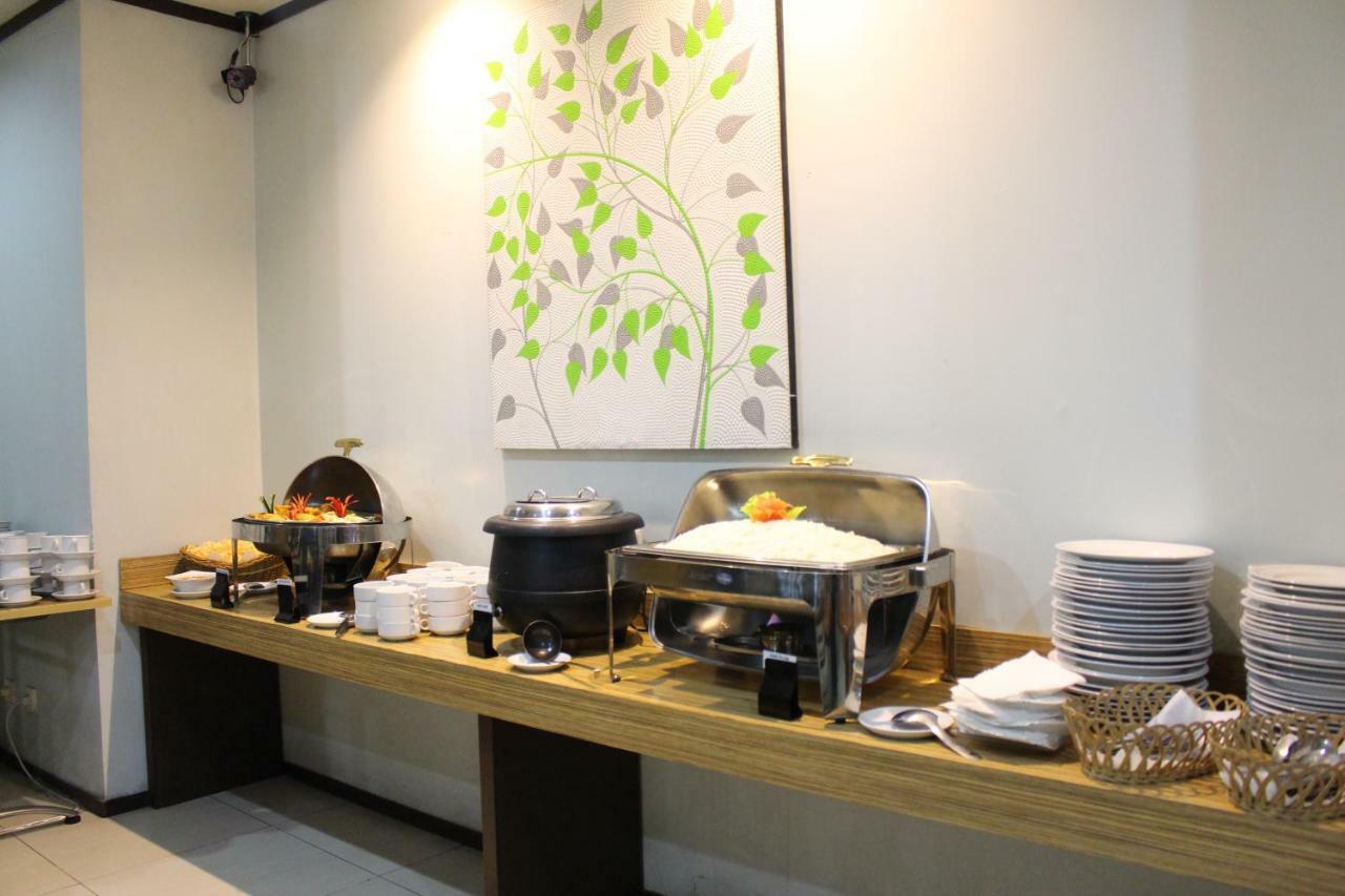 Hotel Alma Jakarta Exteriör bild