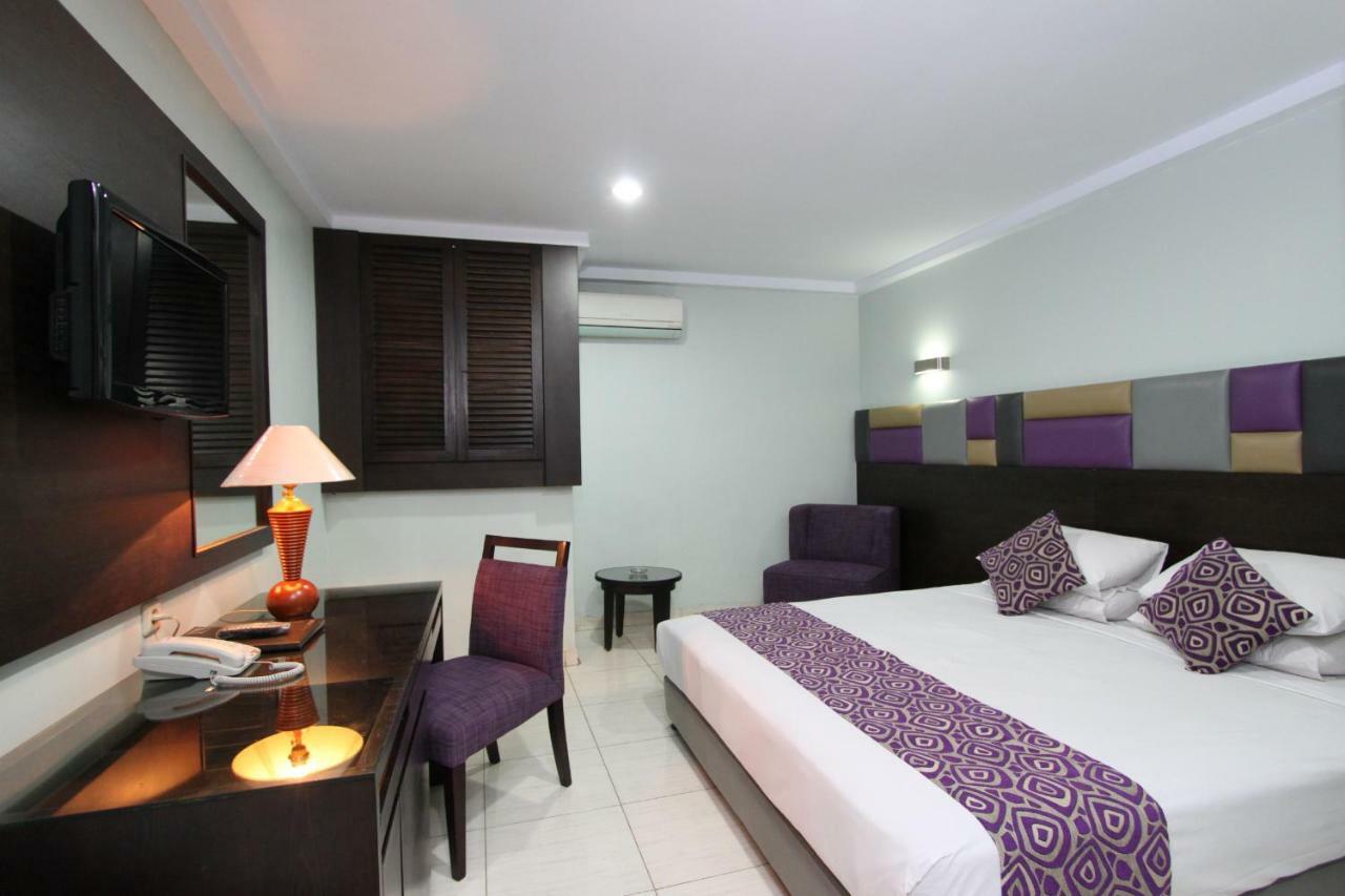 Hotel Alma Jakarta Exteriör bild