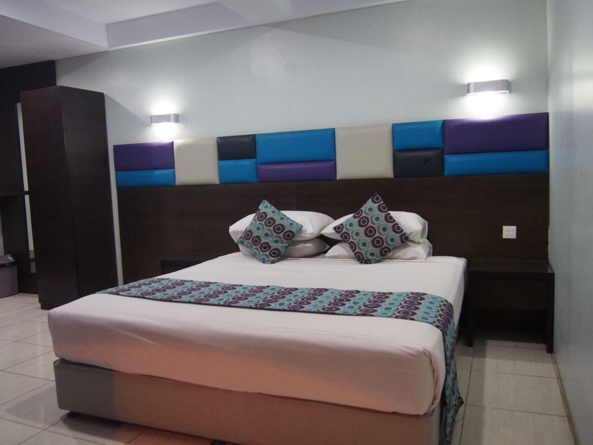 Hotel Alma Jakarta Exteriör bild
